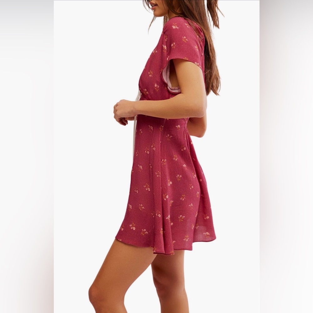 NWT Free People Everyone’s Favorite Minidress Red Floral M - Picture 3 of 9